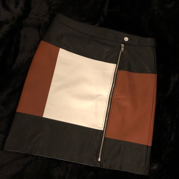 INC International Concepts Dresses & Skirts - INC faux leather skirt size 6